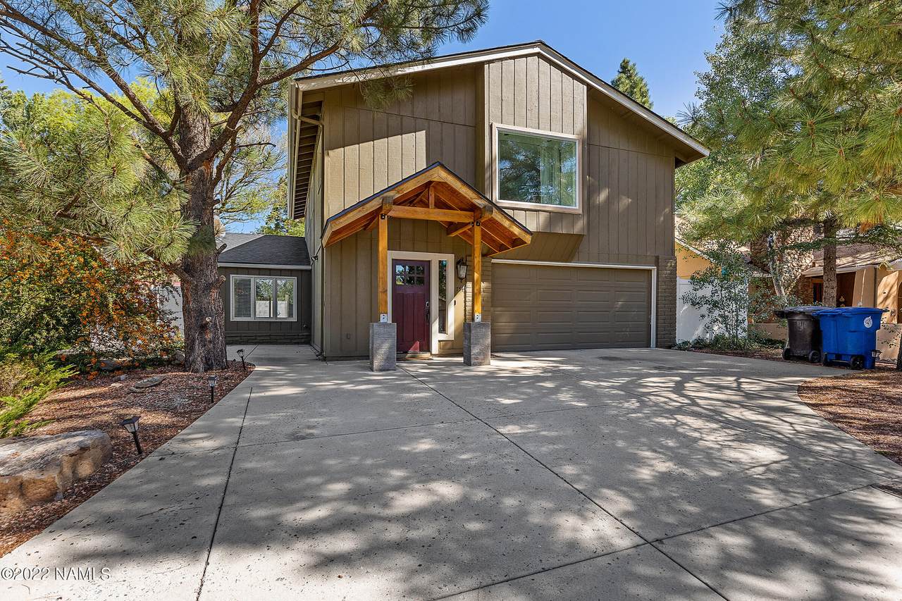 754 Hilltop Avenue - Photo 1