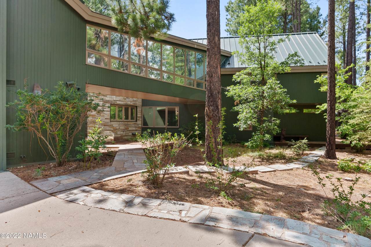 2140 Amiel Whipple - Photo 1