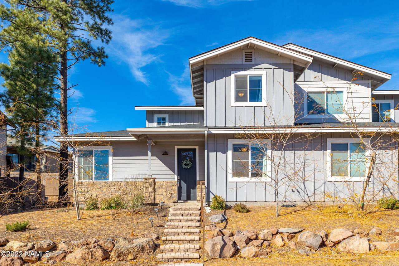 2552 Clement Circle - Photo 1