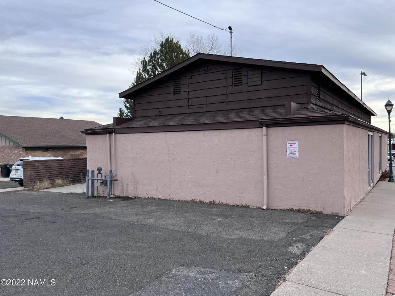 202 Birch Avenue - Photo 1