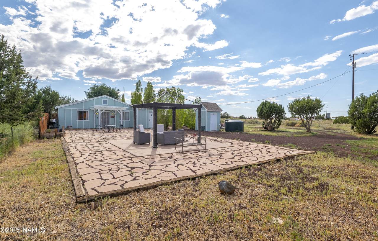 532 Walnut Road - Photo 1