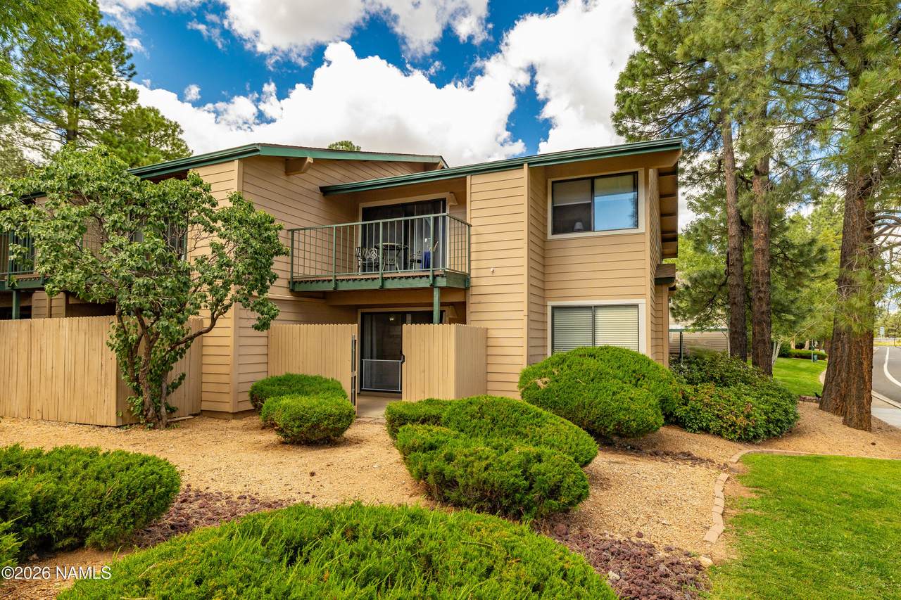 3200 Litzler Drive - Photo 1