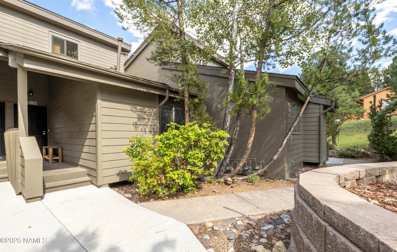 5701 Villa Circle - Photo 1