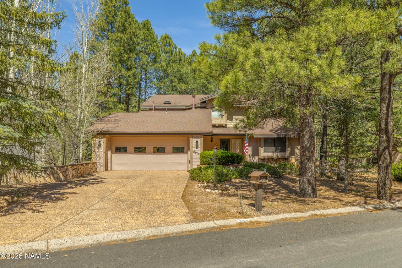 5010 Mount Pleasant Drive - Photo 1