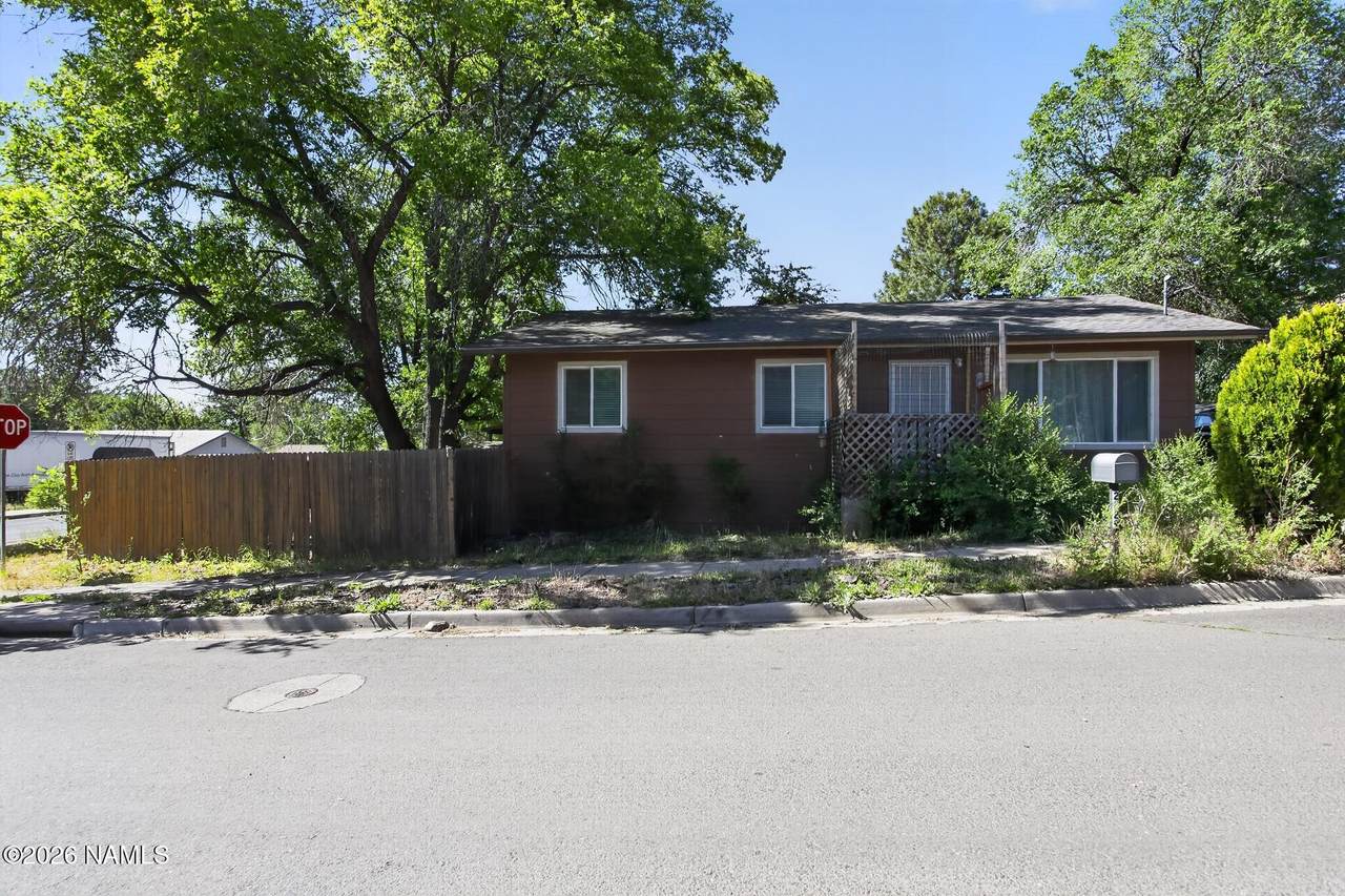 2029 West Street - Photo 1