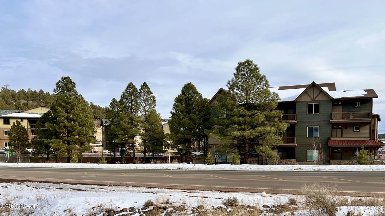 1650 Ponderosa Parkway - Photo 1