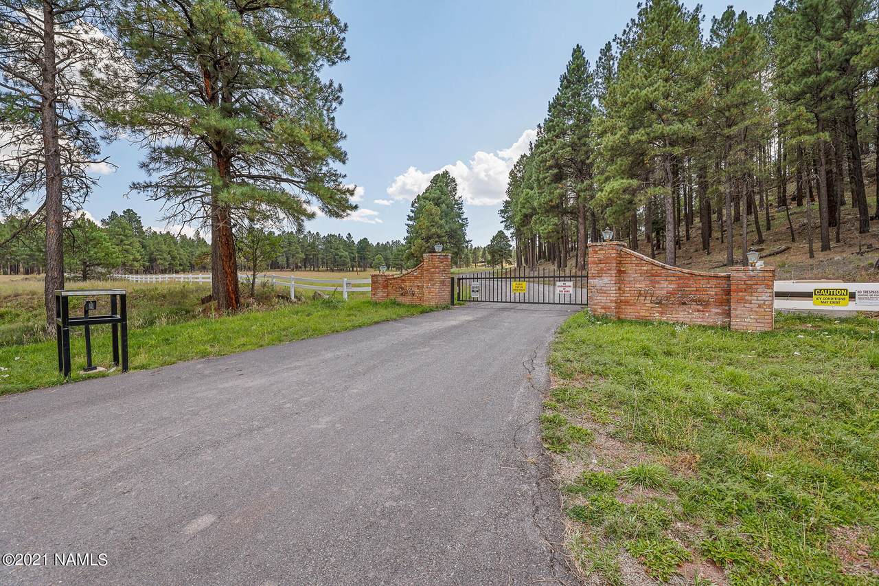 1799 Pine Ridge Drive - Photo 1