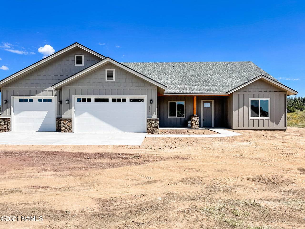 101 Fairway Drive - Photo 1