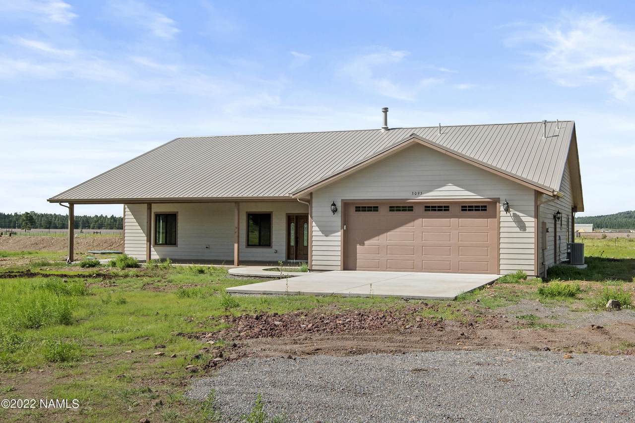 3095 Pinetree Drive - Photo 1