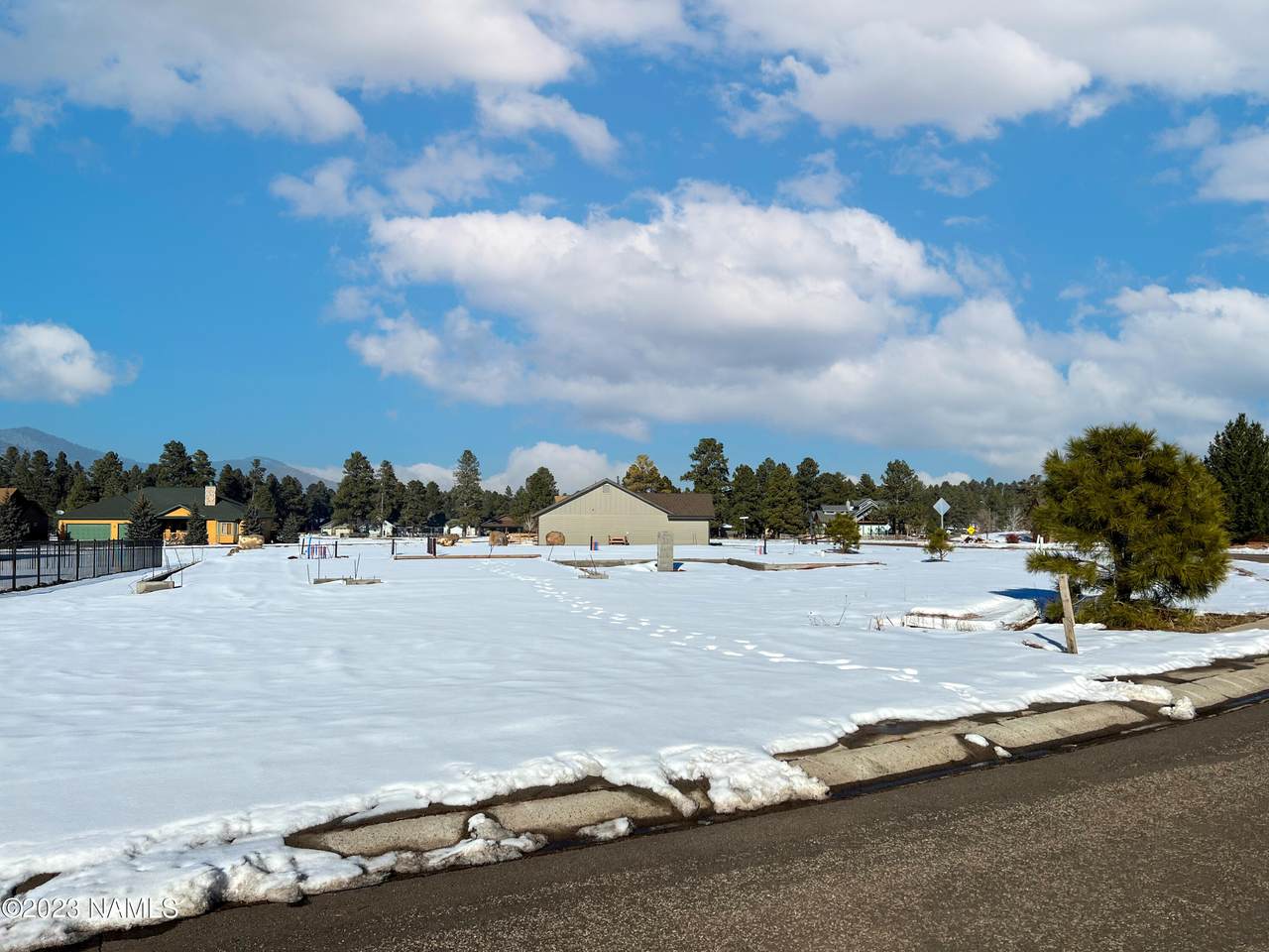 2712 Highland Meadows Drive - Photo 1