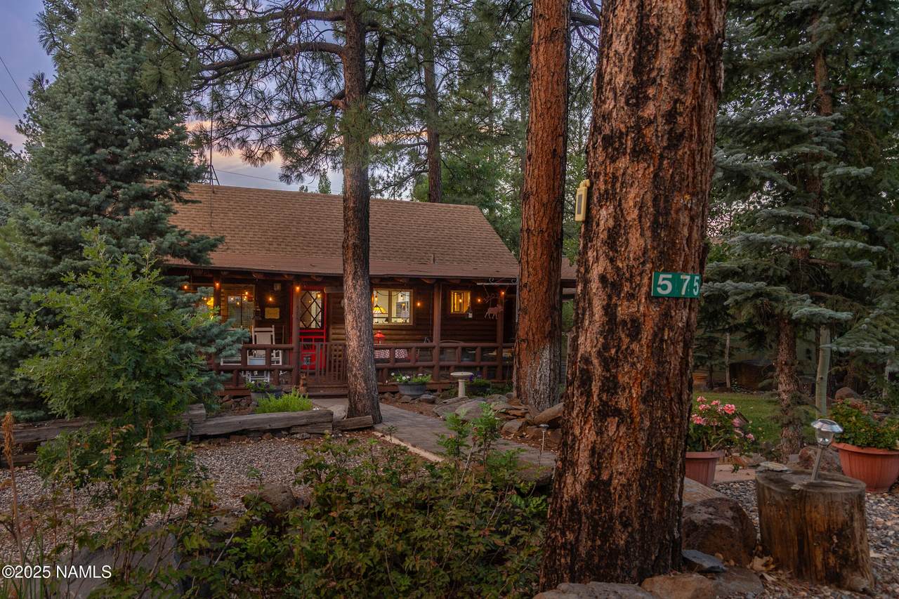 575 Oak Drive - Photo 1