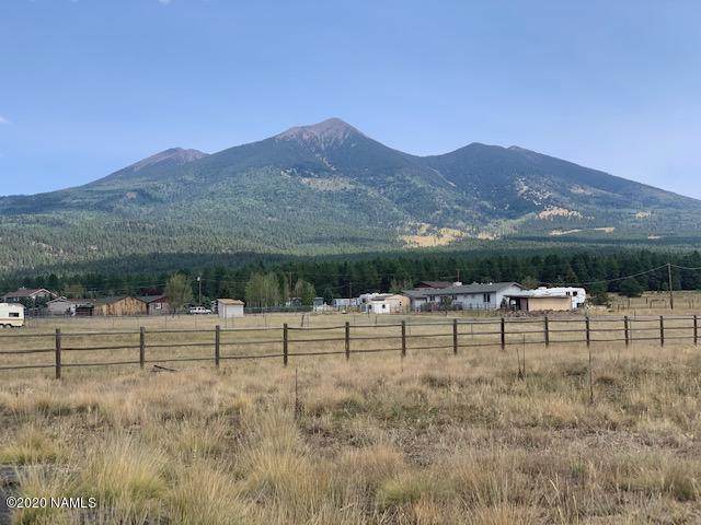 7075 Whitman Trail - Photo 1