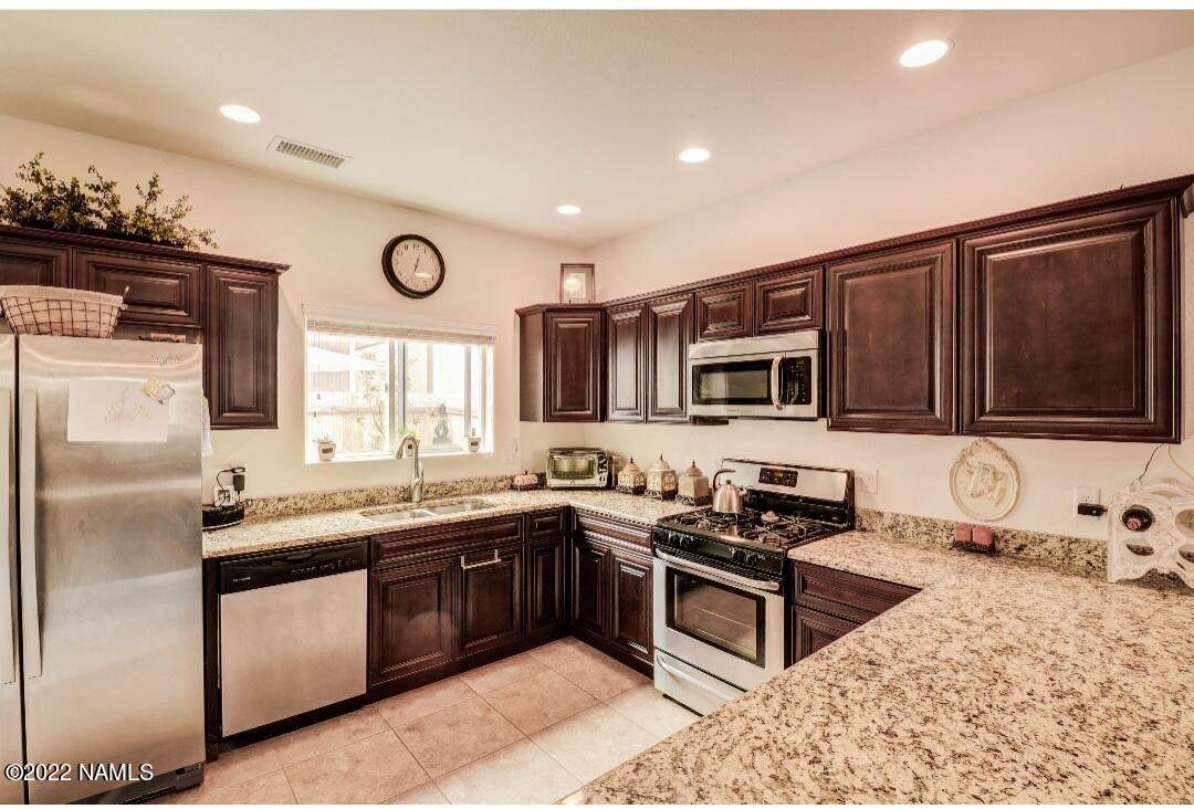 2813 Fossil Creek Lane - Photo 1
