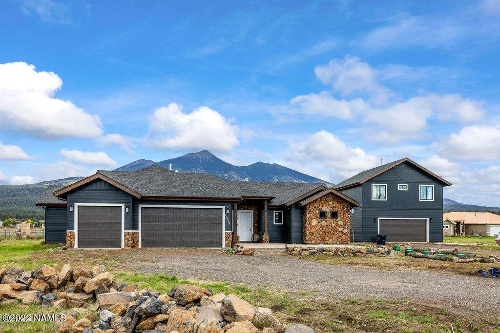 7215 Blue Mountain Trail - Photo 1