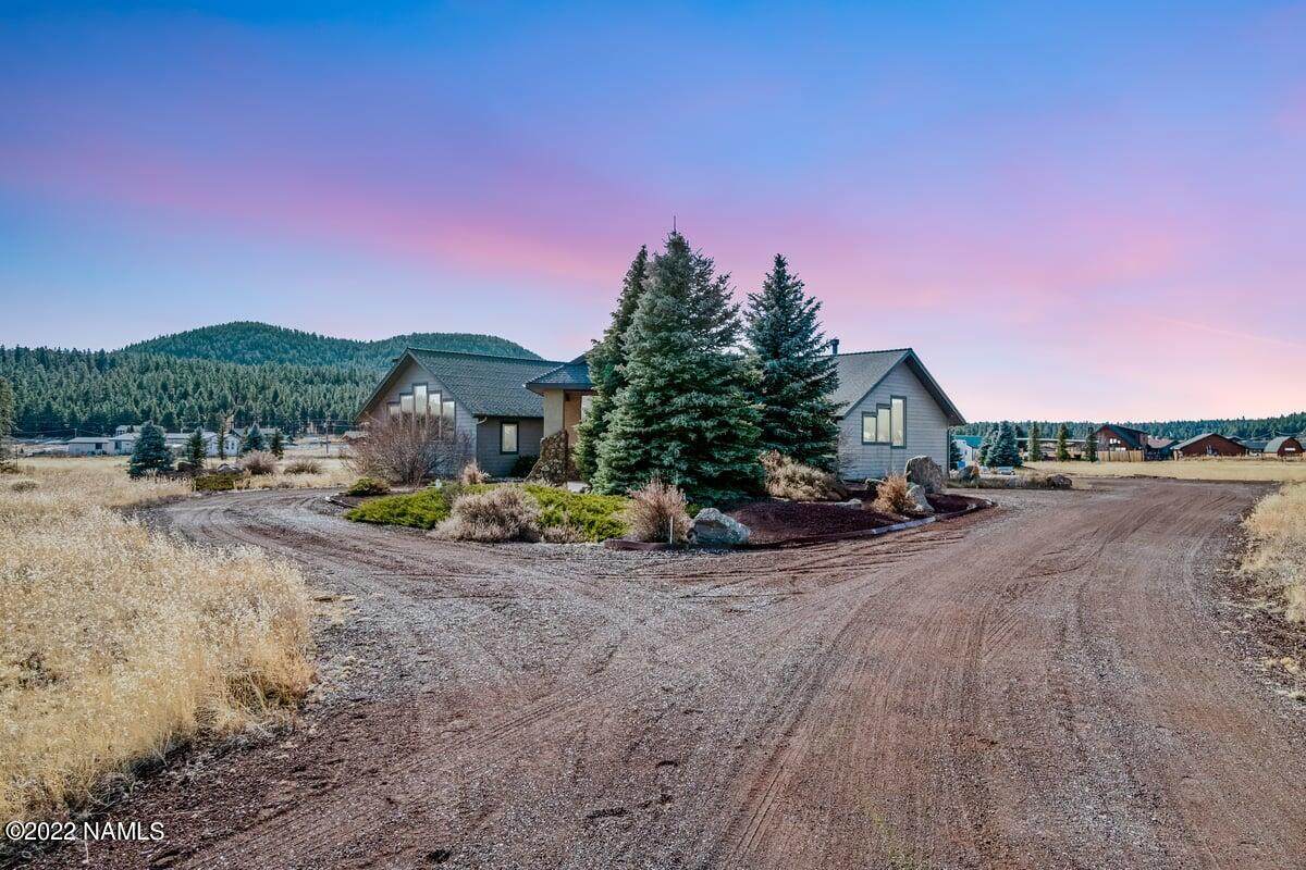 6896 Keenan Way - Photo 1