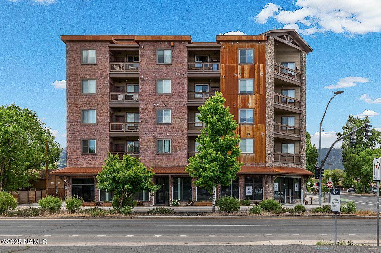 207 Beaver Street - Photo 1