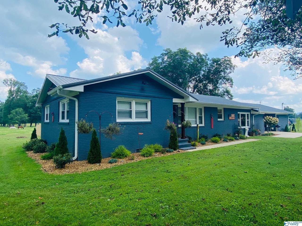 172 Indian Creek Road - Photo 1