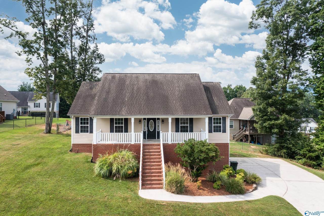 35 Crosswinds Drive - Photo 1