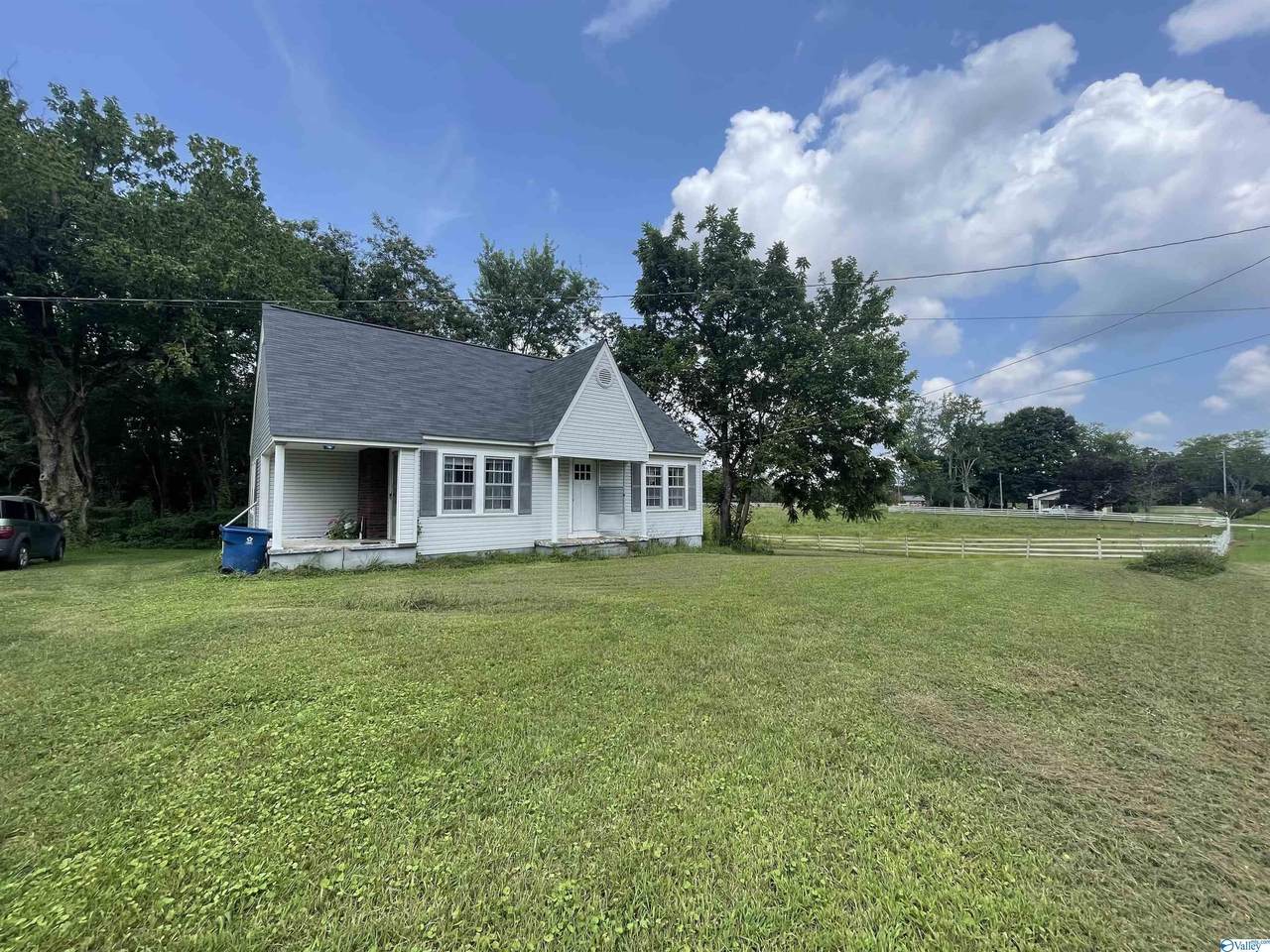 921 Guntersville Road - Photo 1
