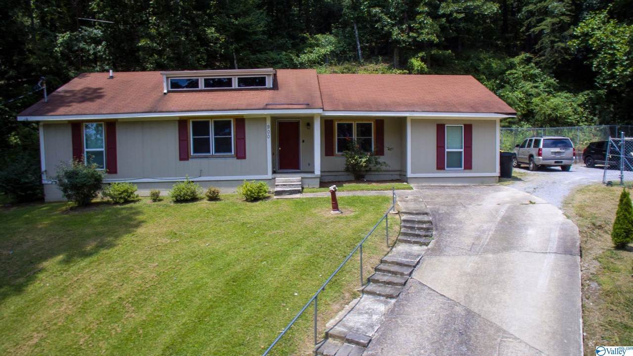 900 Highland Way - Photo 1