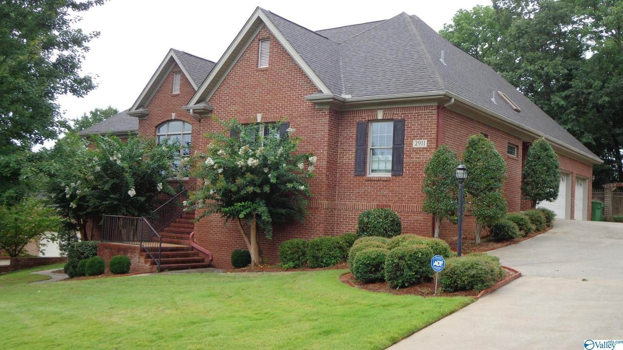 2911 Saddletree Blvd - Photo 1