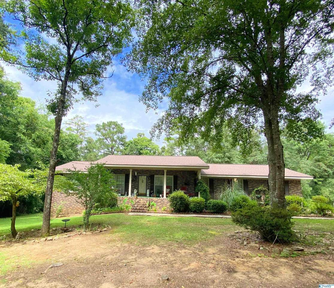 400 Robin Circle - Photo 1