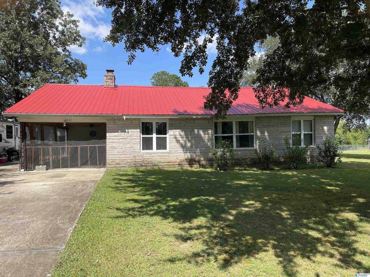 831 Gaines Street - Photo 1