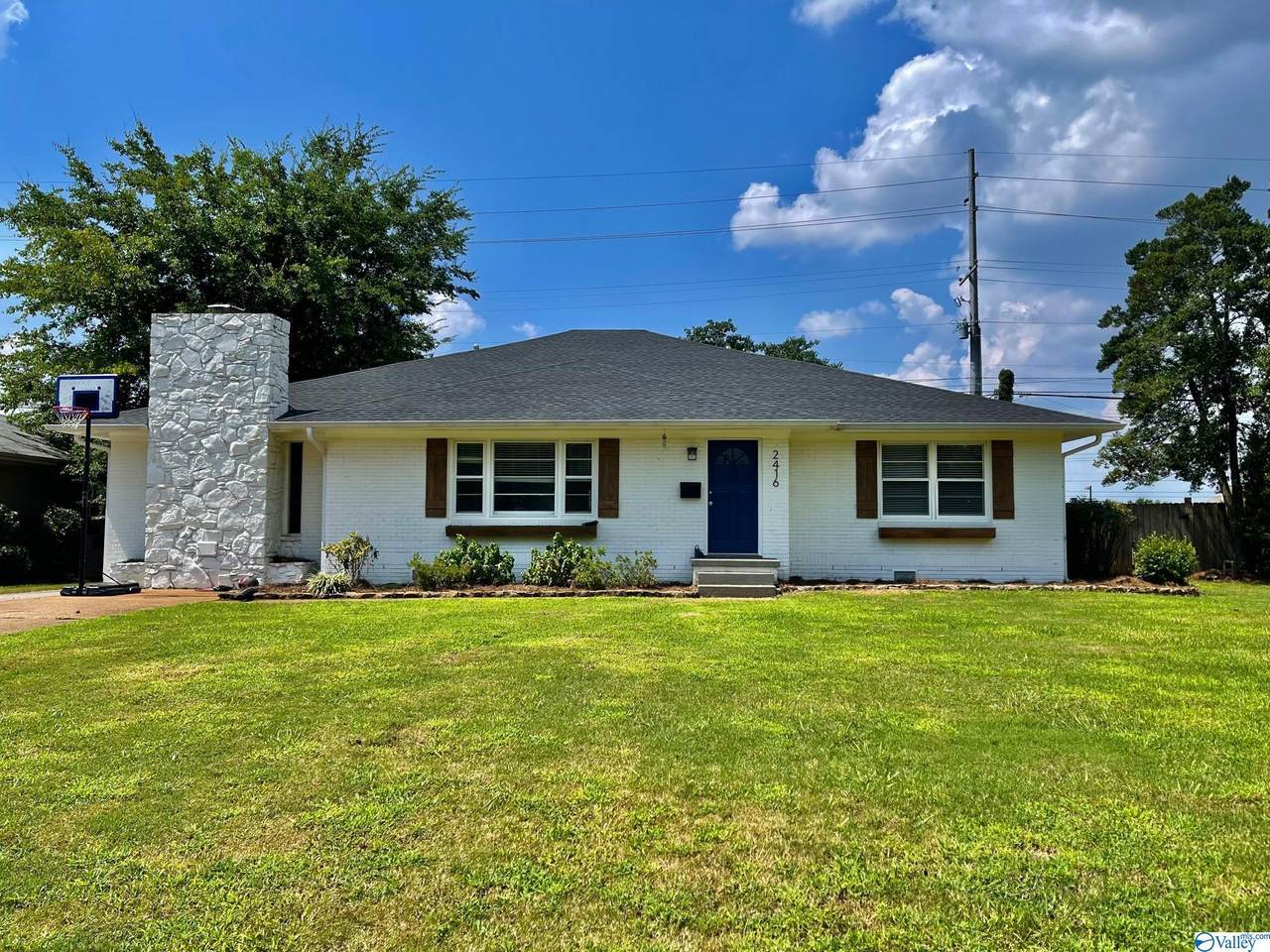 2416 Glenn Street - Photo 1