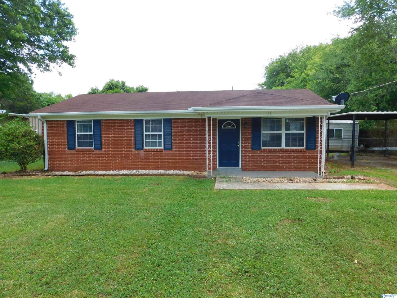 128 Dixon Road - Photo 1
