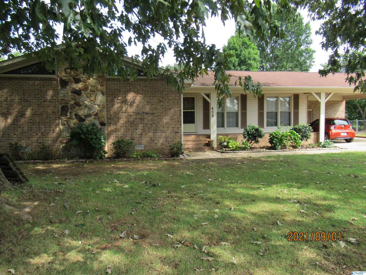 409 Aquarius Drive Sw - Photo 1