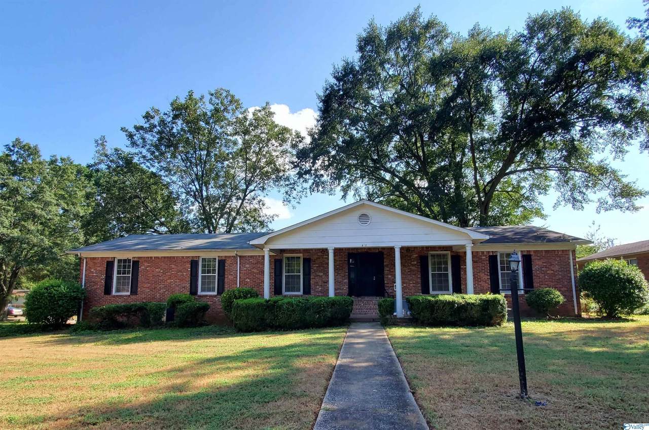 915 Britwood Drive - Photo 1