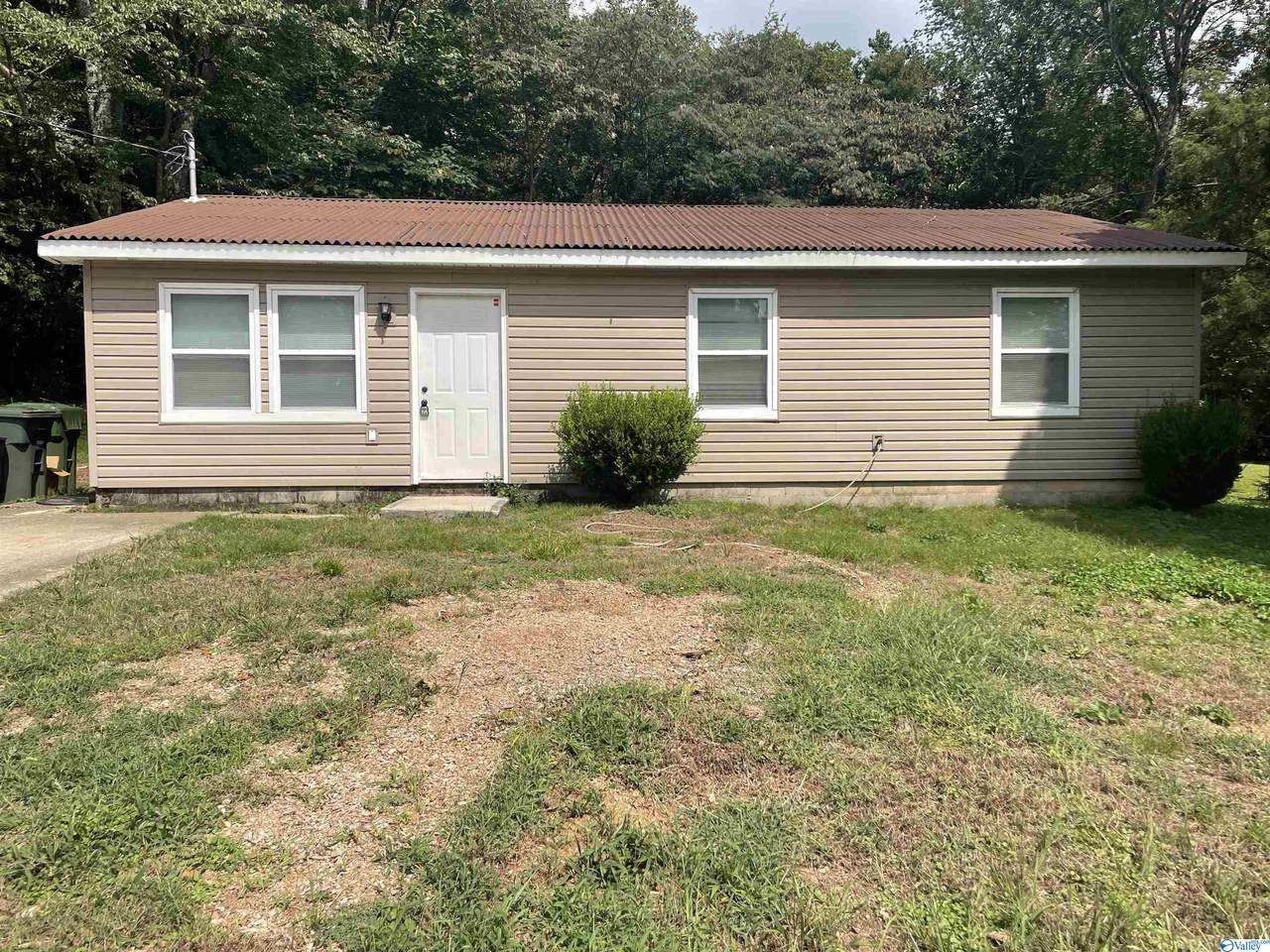 2522 Greenhill Drive - Photo 1
