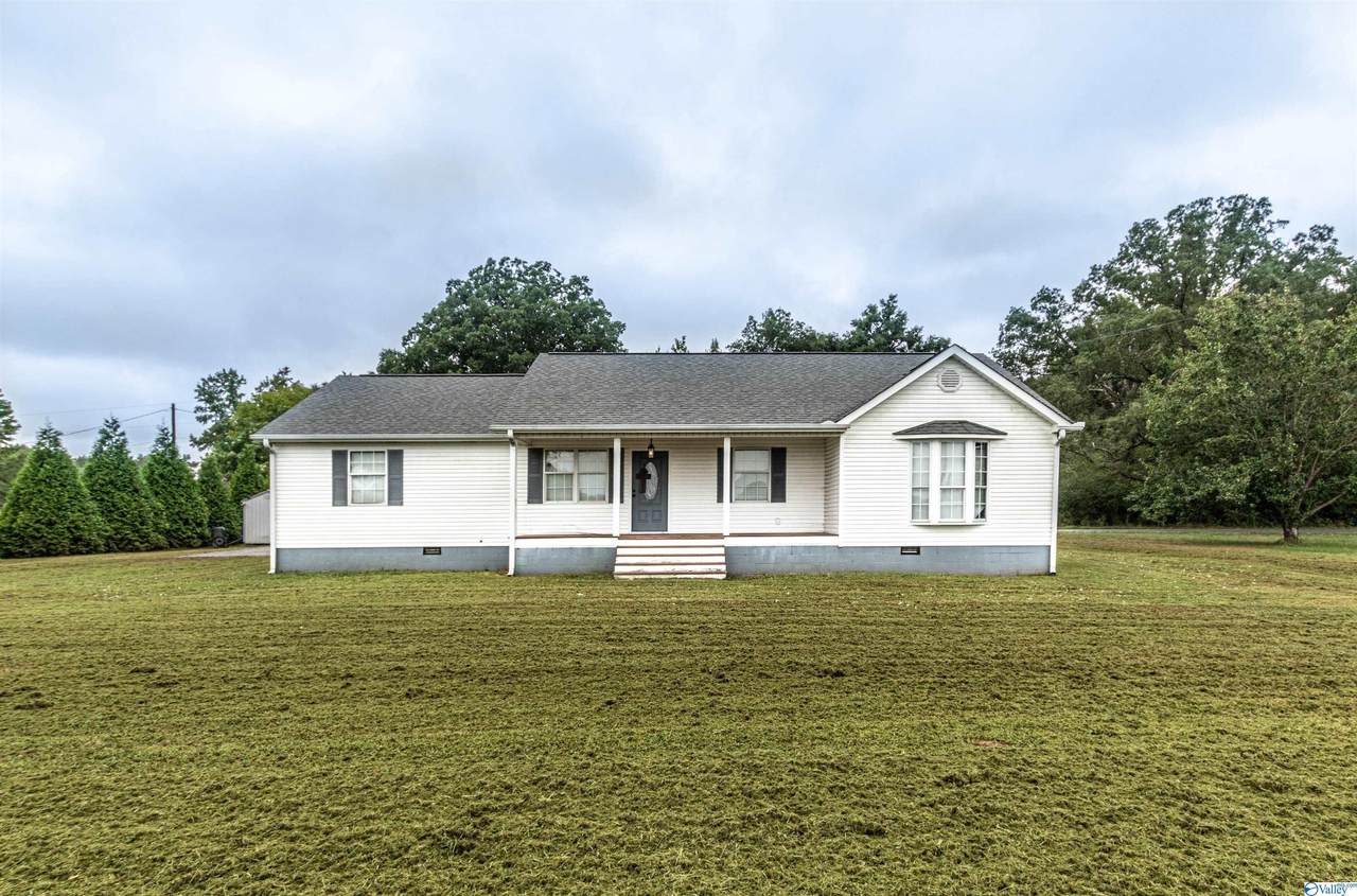 1841 Summerville Road - Photo 1