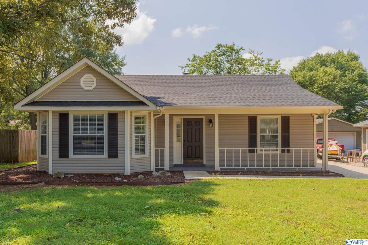2525 Clovis Road - Photo 1
