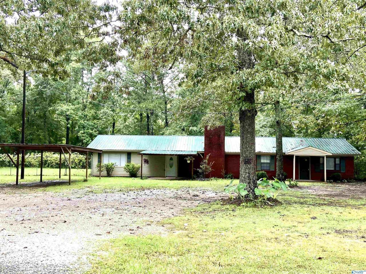 160 Lakefront Drive - Photo 1