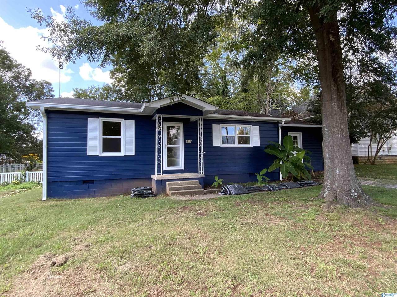 535 Seminary Street - Photo 1