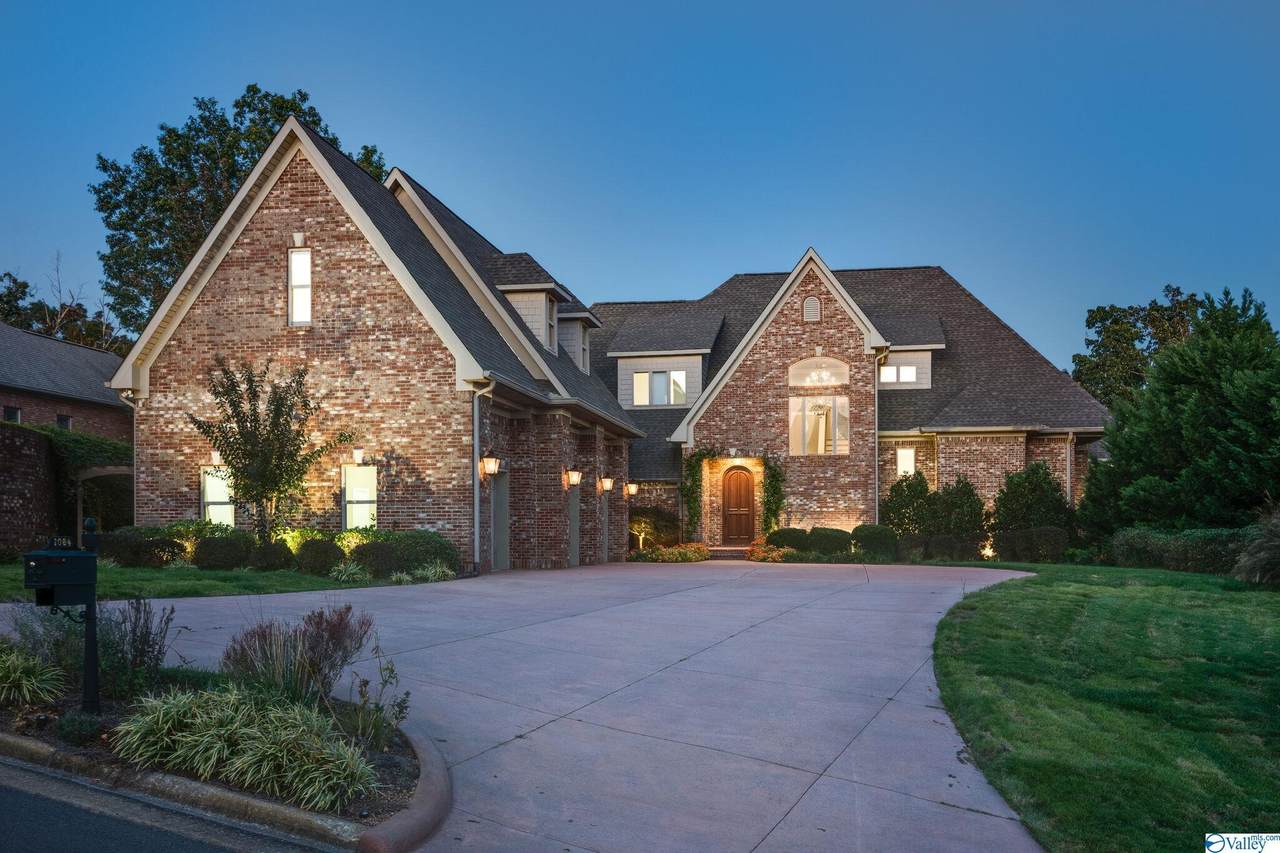 1084 Heritage Drive - Photo 1
