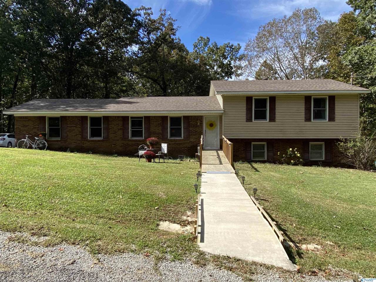 481 Oak Hill Circle - Photo 1