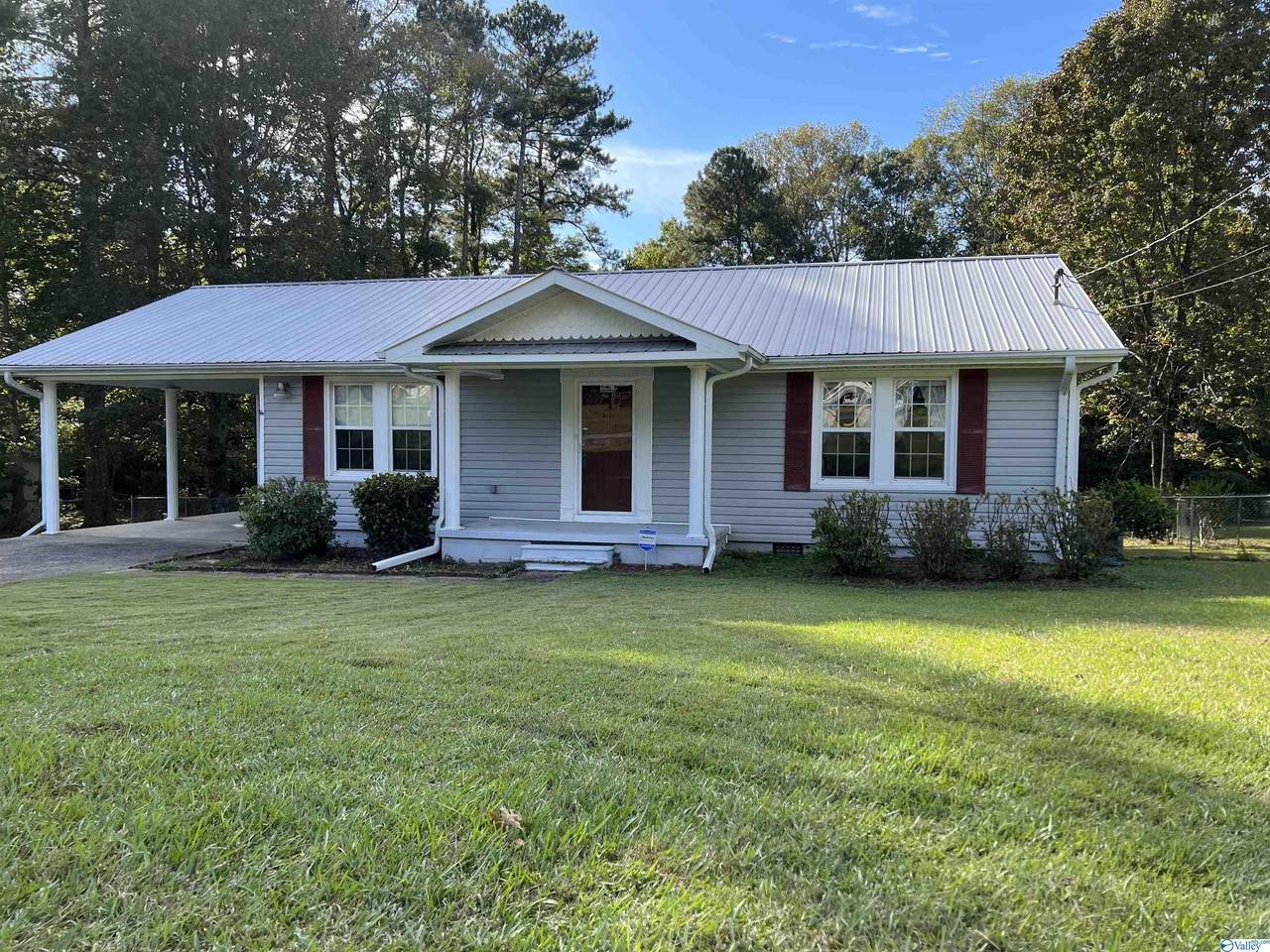 394 Williams Avenue - Photo 1