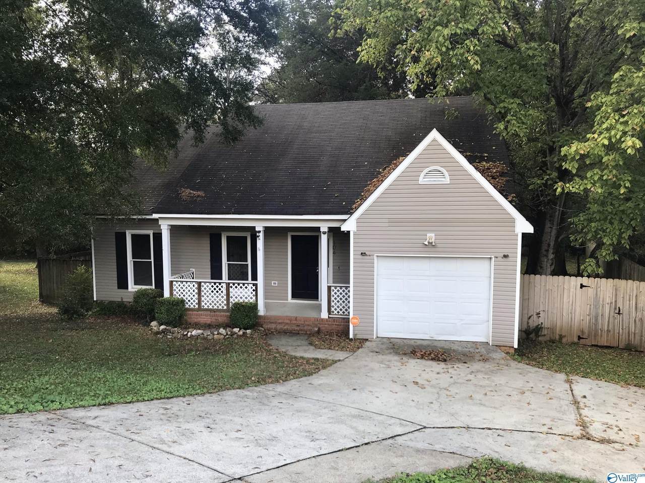 104 Potomac Circle - Photo 1
