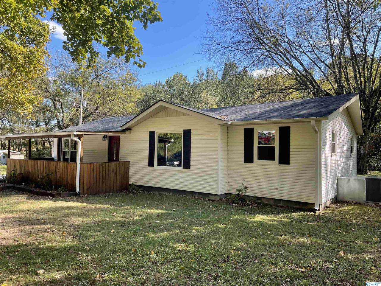 9555 Mary Davis Hollow Road - Photo 1