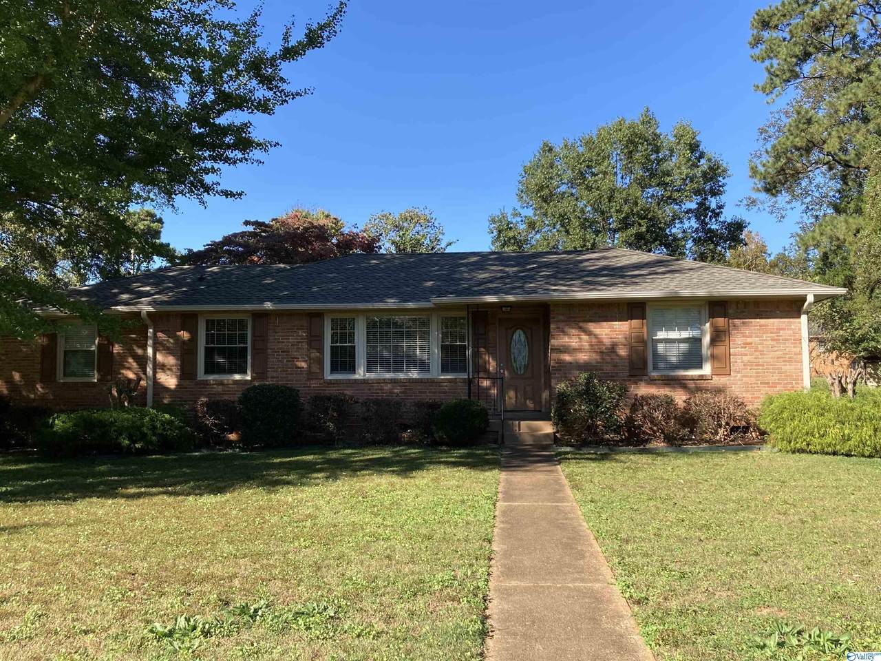 328 Graycroft Drive - Photo 1