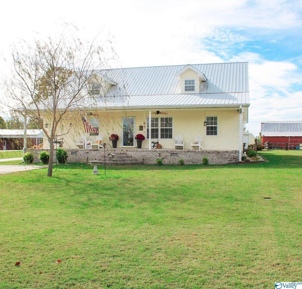 691 Main Street South - Photo 1