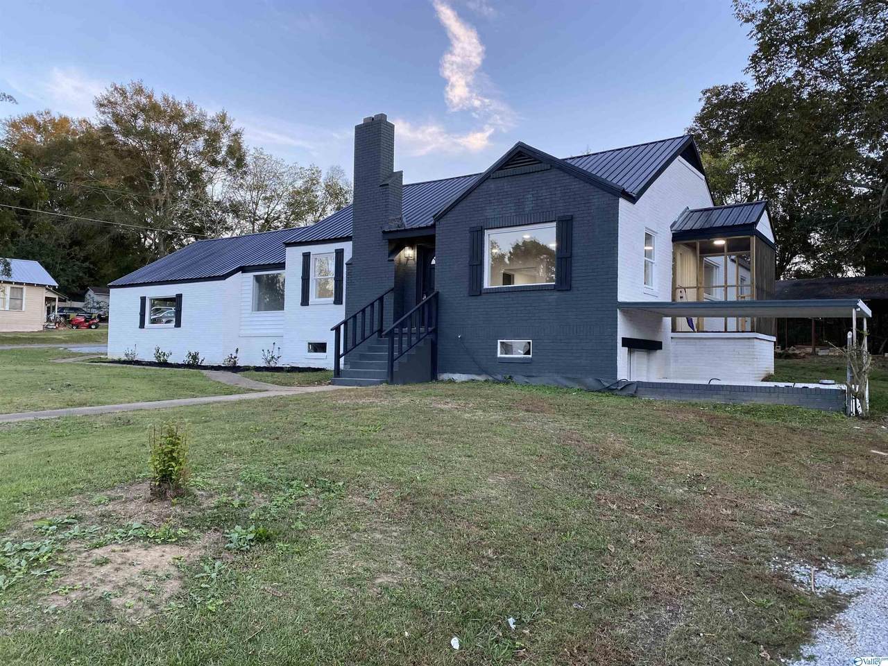 1227 Hoke Street - Photo 1
