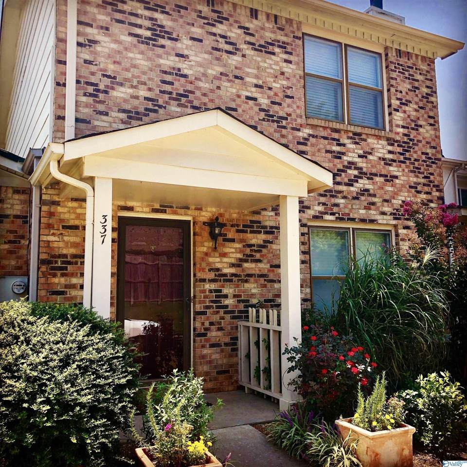 337 Chateau Drive - Photo 1