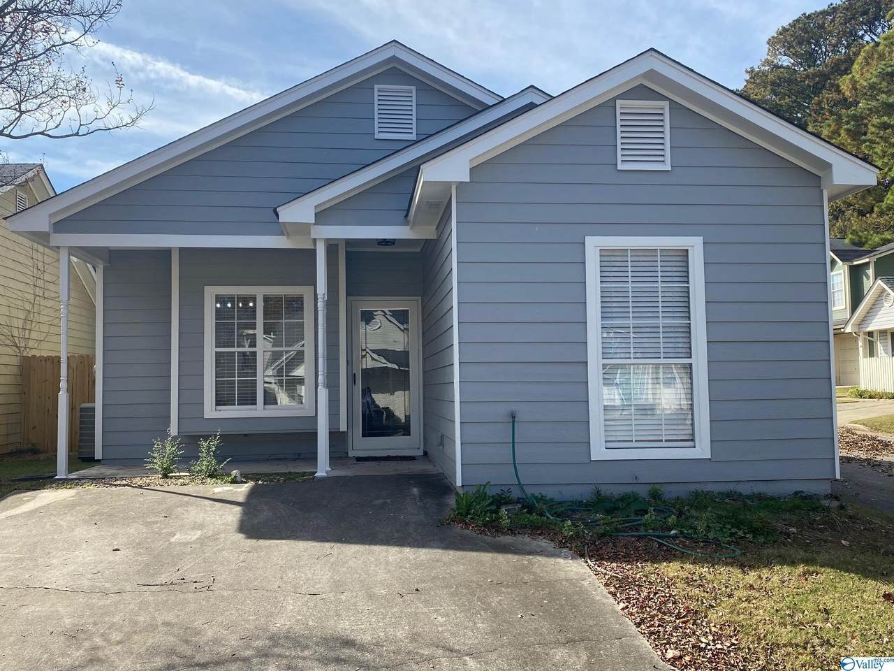 100 Bentworth Lane - Photo 1
