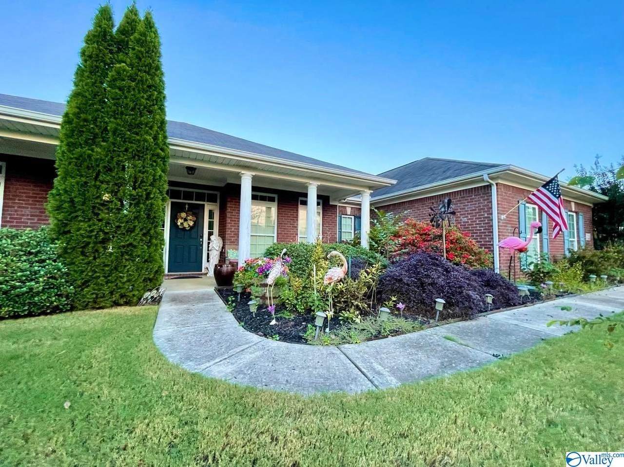 2226 Towne Park Drive - Photo 1