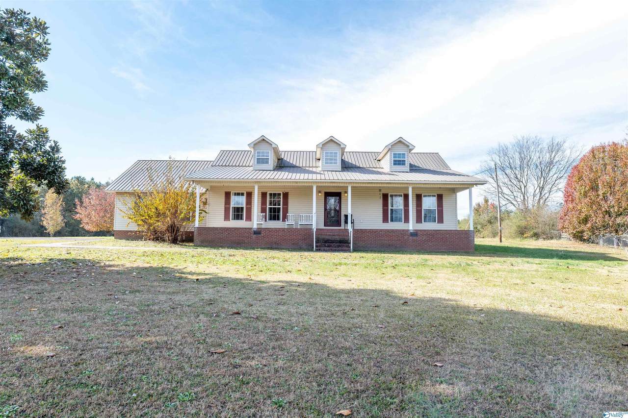 1127 County Road 419 - Photo 1