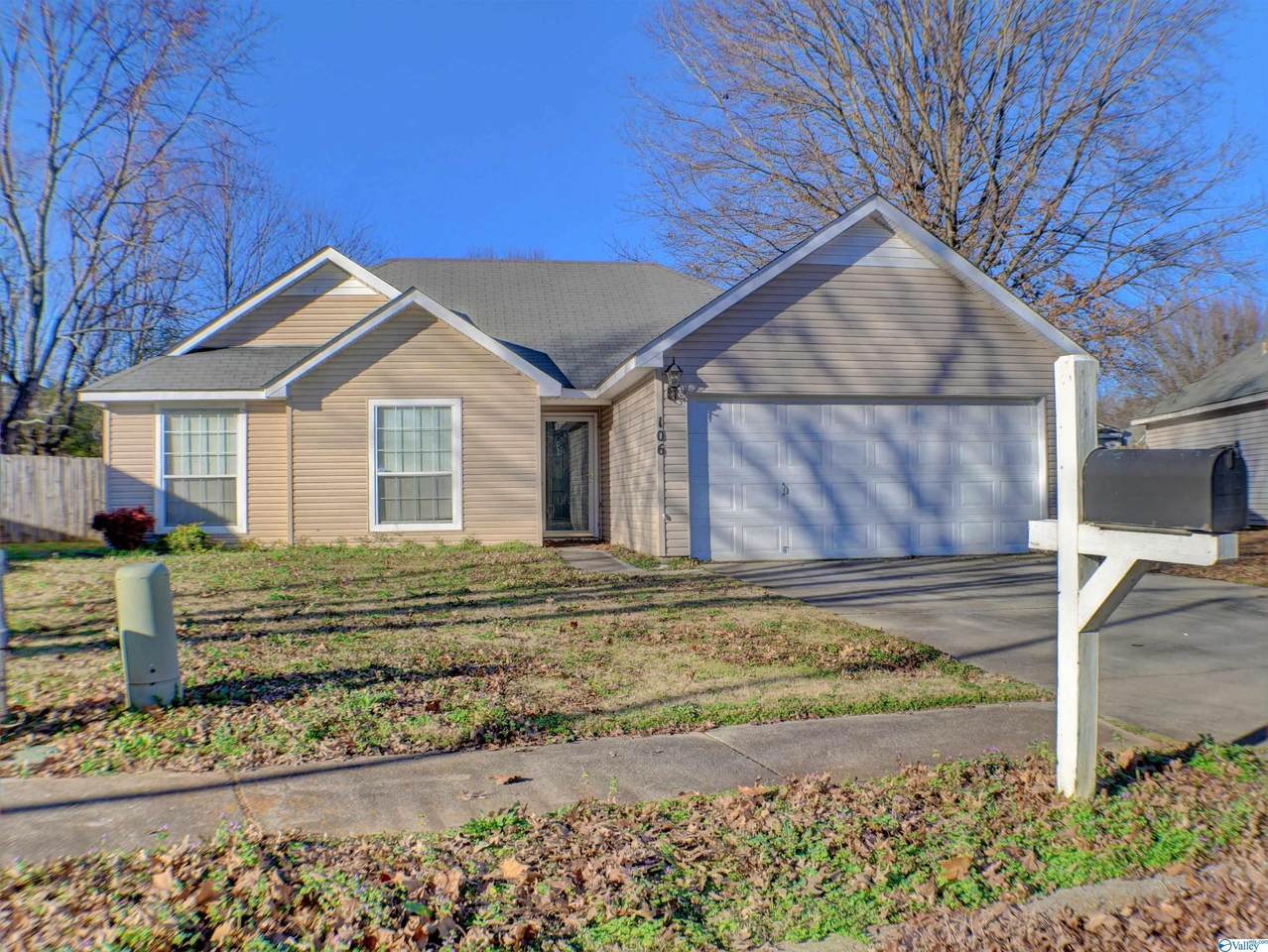 106 Yellowwood Court - Photo 1