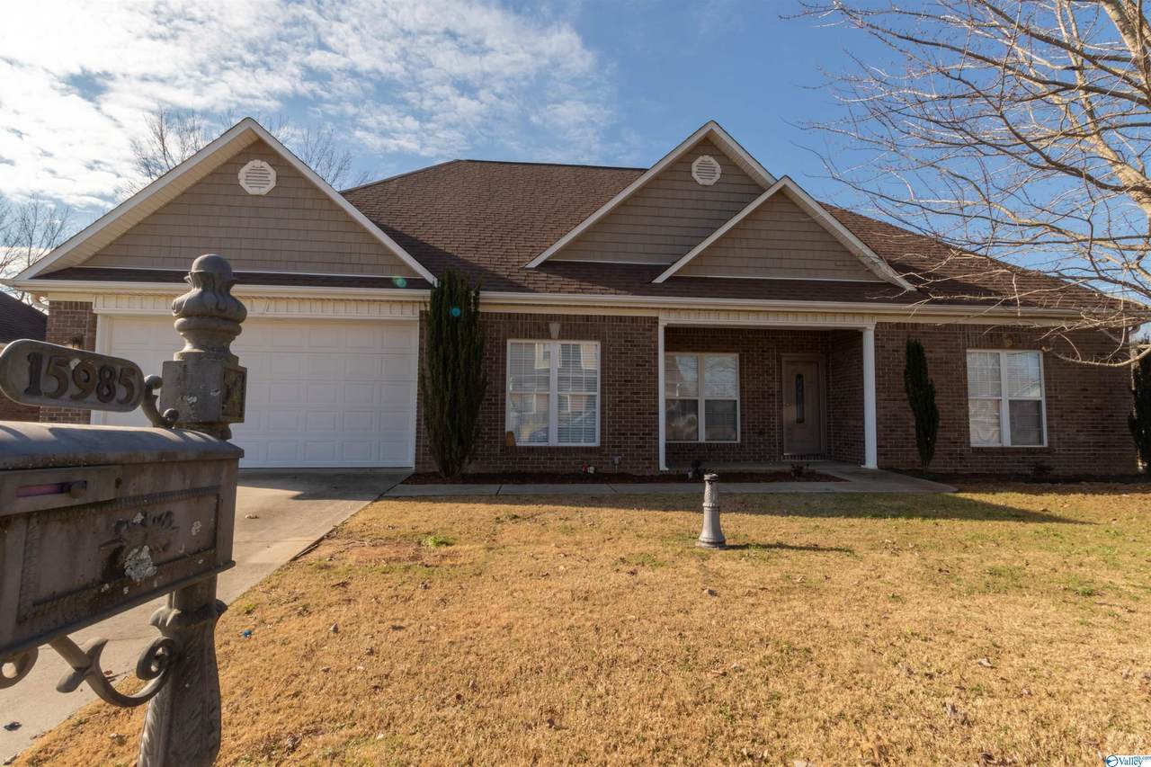 15985 Landview Lane - Photo 1
